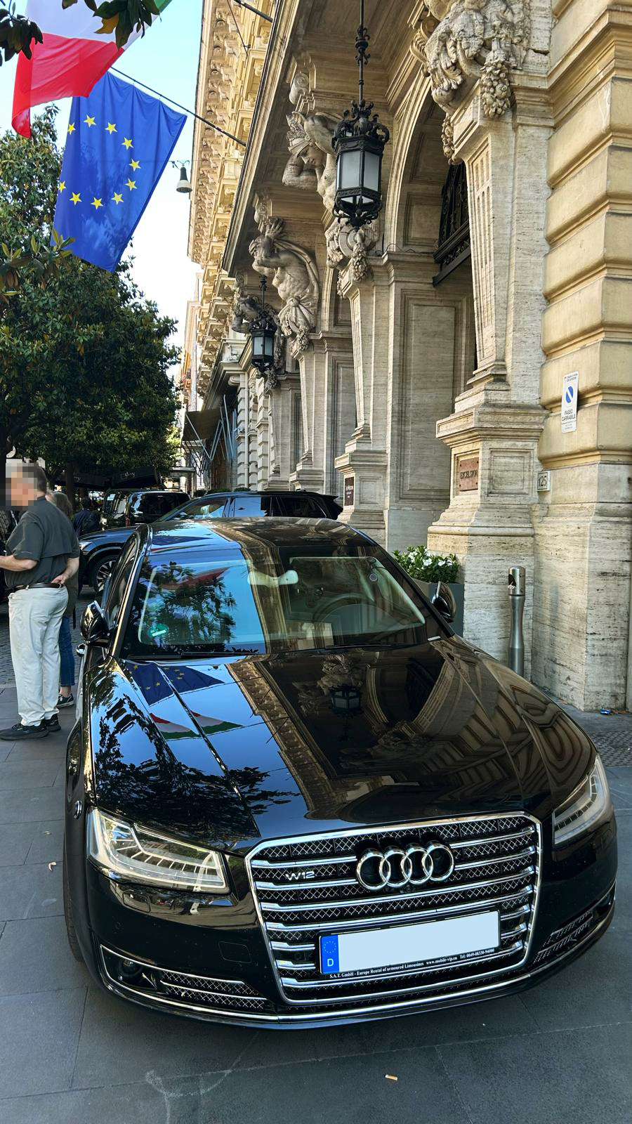 armored-card-rome-5